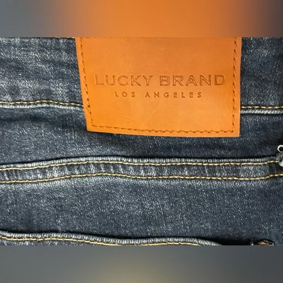 Lucky Brand Jeans - Picture 8 of 11
